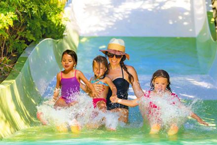 Sawasdee Wasserrutschen und Badebereich speziell für Kinder Siam Park Teneriffa
